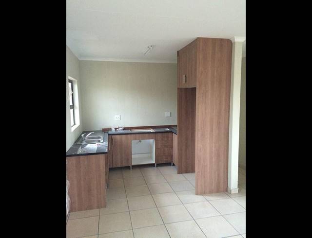 3 BEDROOM HOUSE FOR SALE IN AZAADVILLE